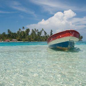 Vista escénica de San Blas, Panamá con elementos culturales del Caribe en Yala